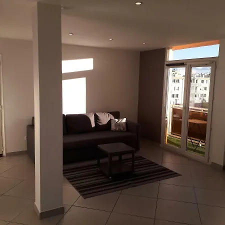Apartment Sweethome : Le Parisien